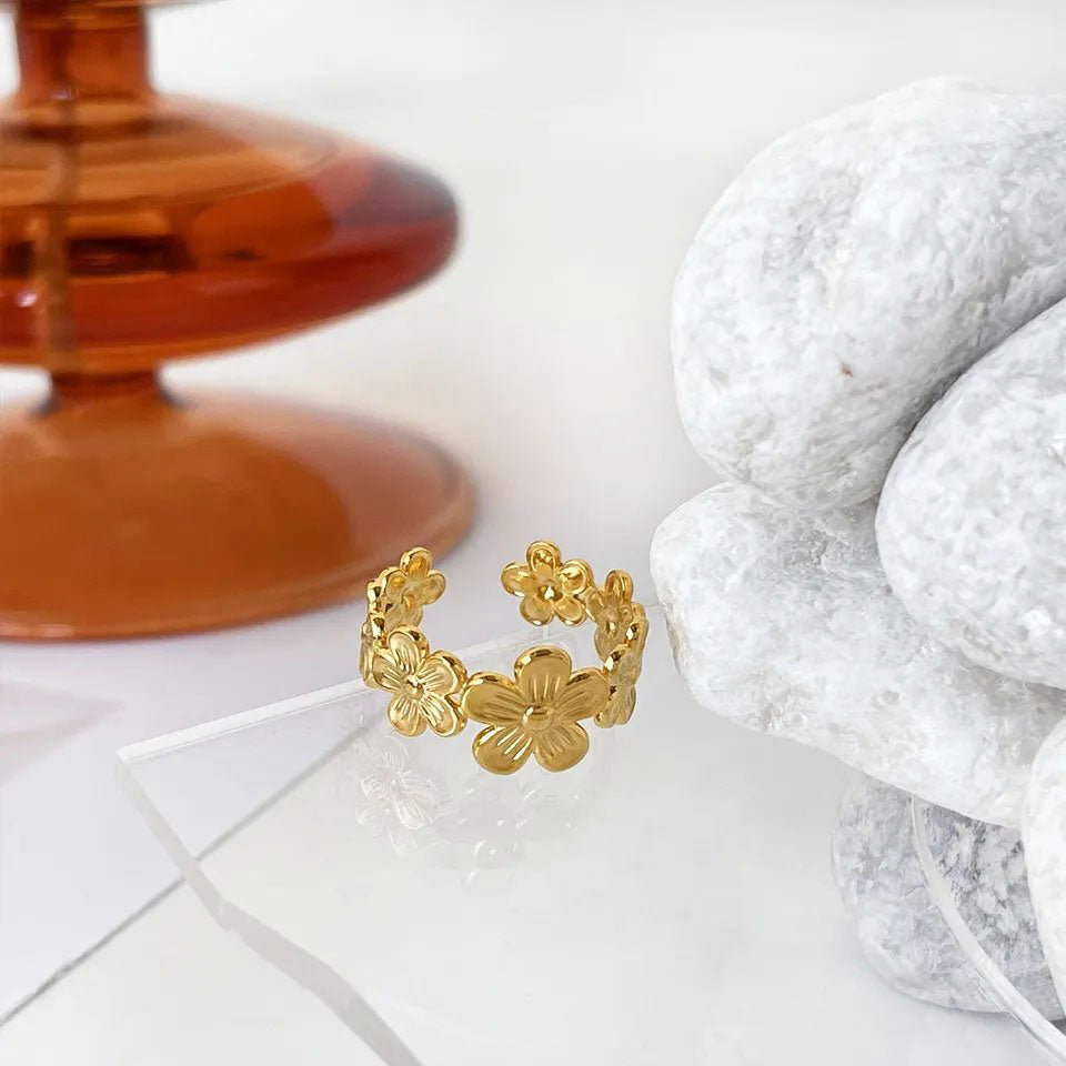 Thalireine | 18K Gold Ring