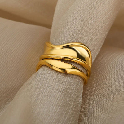 Almareine | 18K Gold Ring