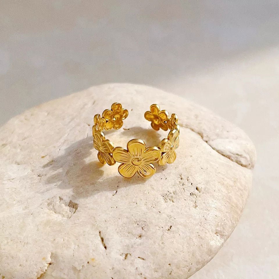 Thalireine | 18K Gold Ring