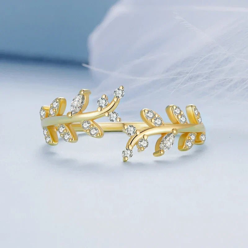 Kaelirisse | 18K Gold Zirconia Ring