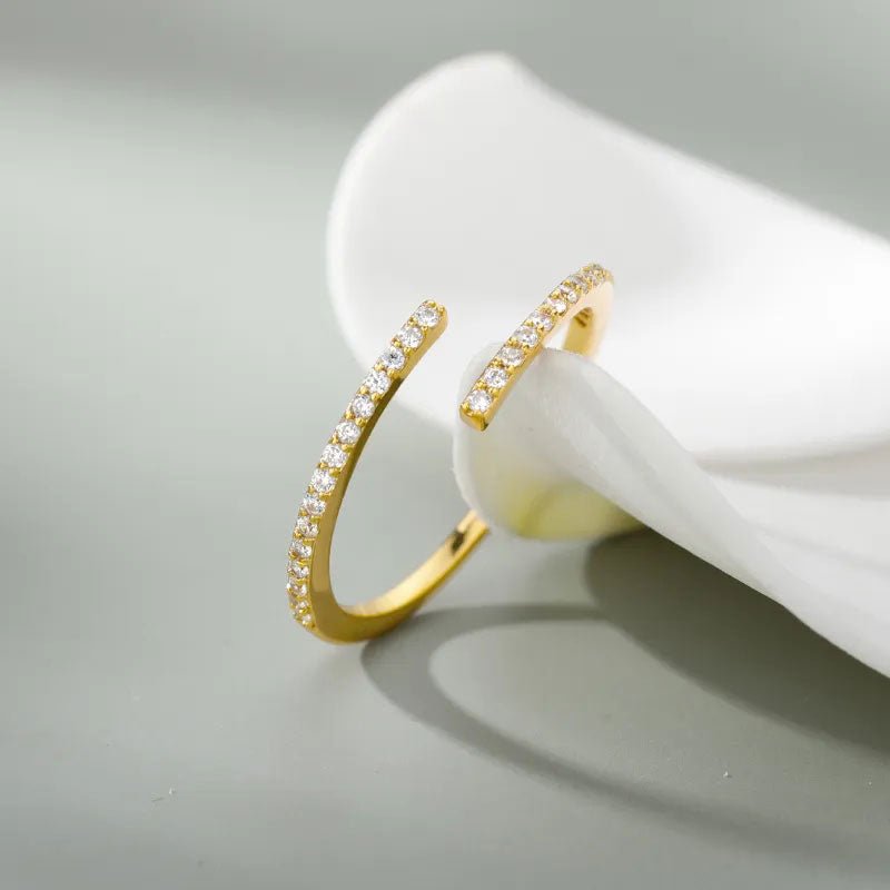 Eliandrea | Classic Ring in 18K Gold Zirconia