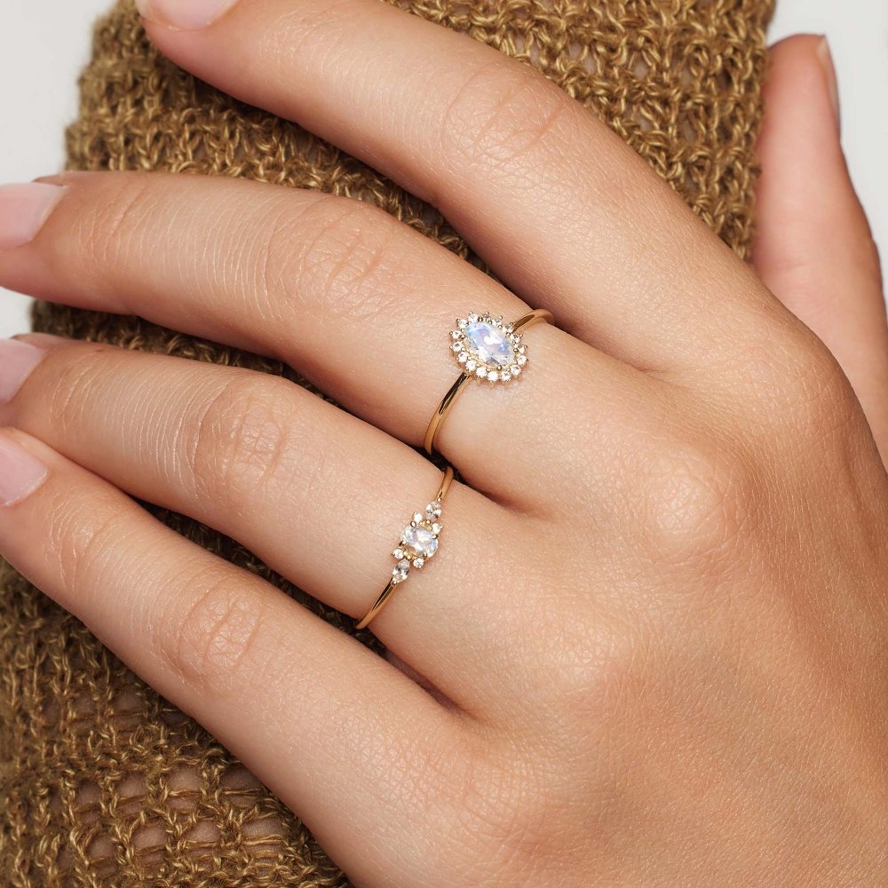 Lioravelle | Purple Diamond Ring in 18k Gold