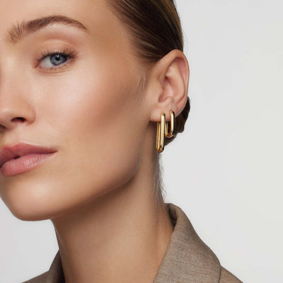 Vivarynne | Icon Earrings in 18K Gold