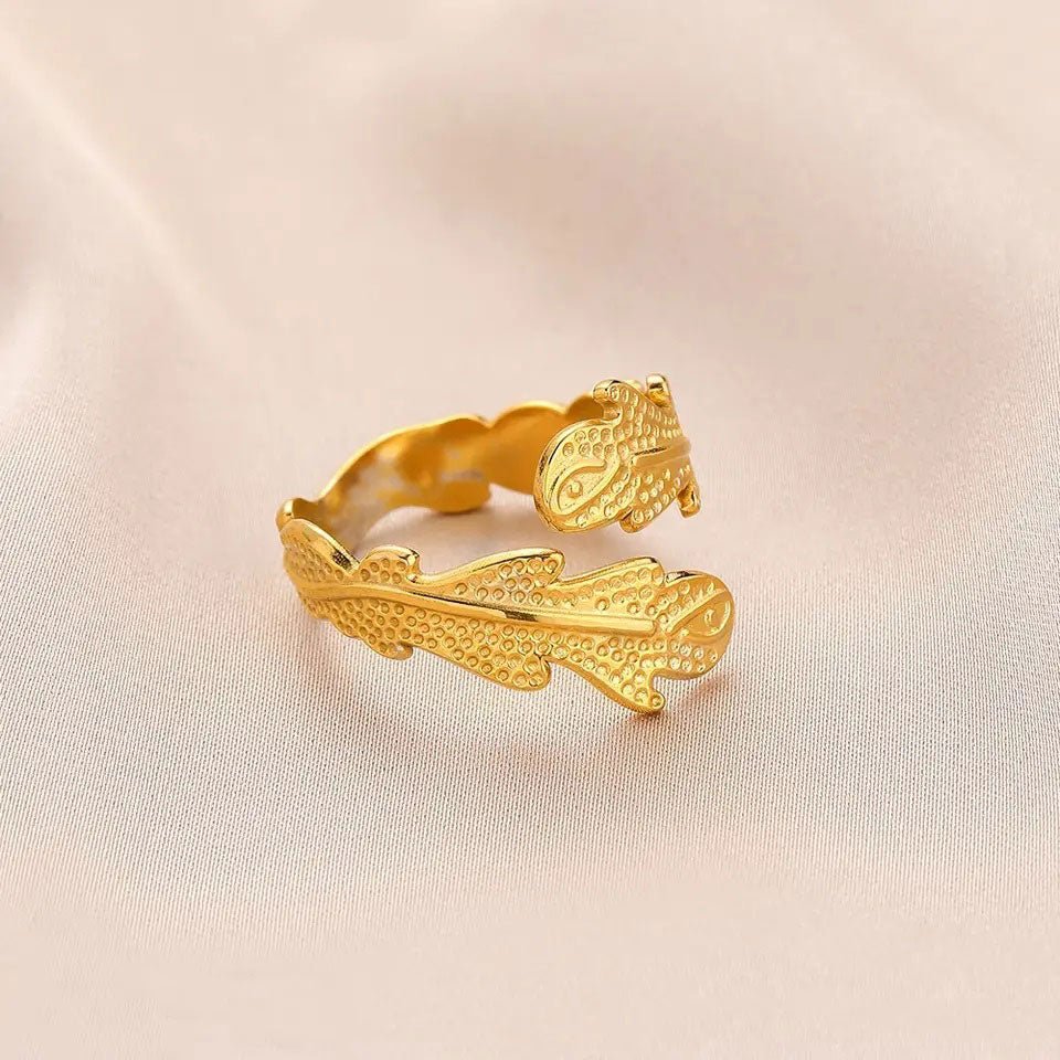 Janirelle | 18K Gold Coral Ring