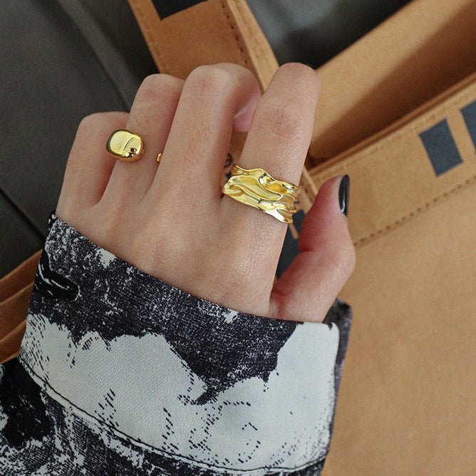 Jaylinette | Large Ring in 18K Gold