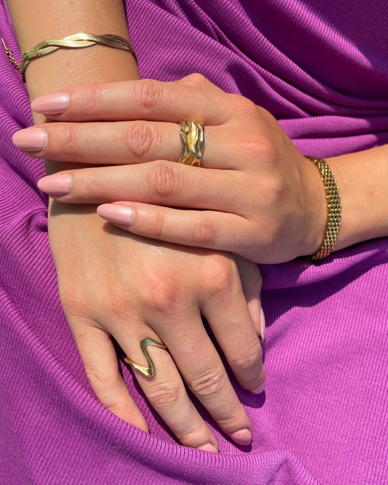 Jaylinette | Large Ring in 18K Gold