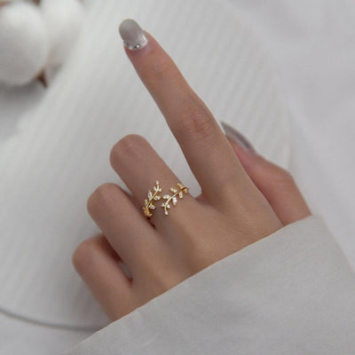 Kaelirisse | 18K Gold Zirconia Ring