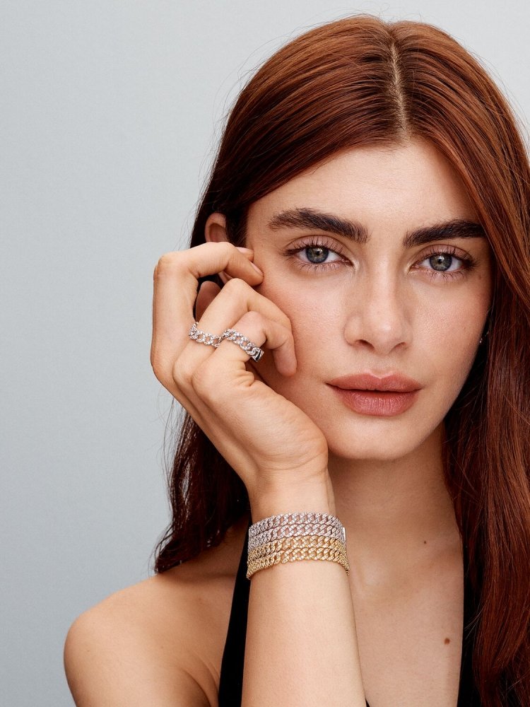 Shannelise | Pink Cuban Bracelet in 18k Gold