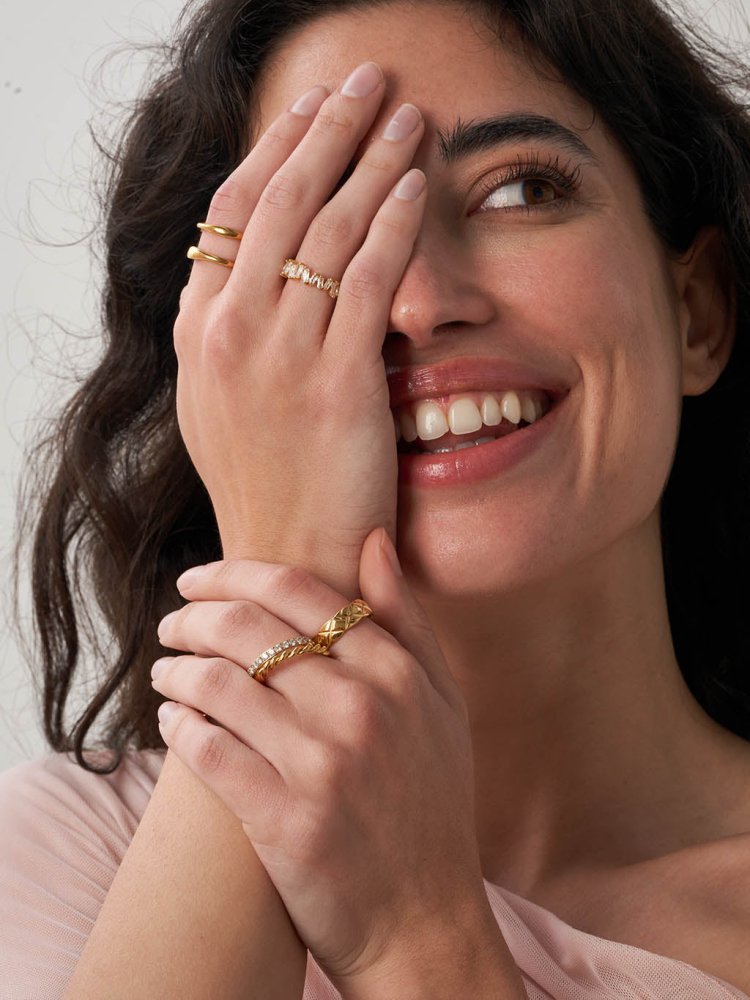 Tazalyette | 18k Diamond Ring